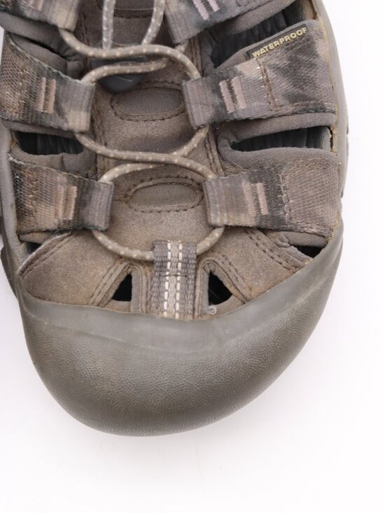 Keen Newport H2 Men\'s Size 10 Closed Toe Water Hiker Camo Sandals Athletic